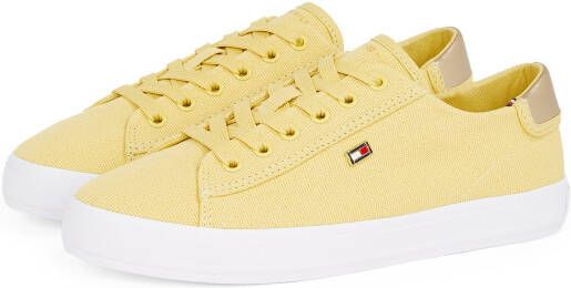 Tommy Hilfiger Plateausneakers VULC CANVAS LACE UP SNEAKER vrijetijdsschoen lage schoen veterschoen in smalle vorm