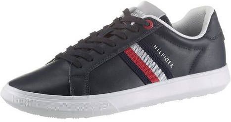 Tommy Hilfiger Sneakers ESSENTIAL LEATHER CUPSOLE met strepen opzij