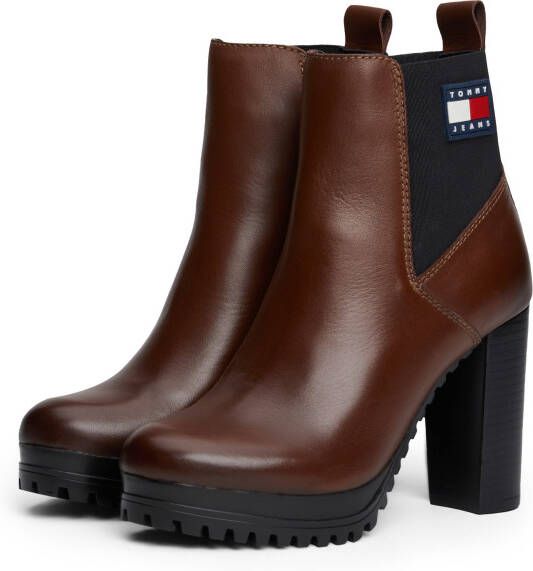 TOMMY JEANS Highheel-laarsjes TJW NEW ESS HIGH HEEL BOOT blokhak partymode enkellaarzen in smalle vorm