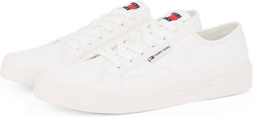 TOMMY JEANS Plateausneakers TJM LACE UP CANVAS COLOR vrijetijdsschoen lage schoen veterschoen met logo-patch op de tong