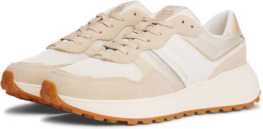 TOMMY JEANS Plateausneakers TJW CLEATED RUNNER vrijetijdsschoen lage schoen veterschoen met contrastafwerking