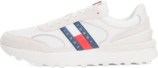 TOMMY JEANS Sneakers TJM TECHNICAL RUNNER ESS vrijetijdsschoen halfschoen veterschoen met gepolsterde schacht