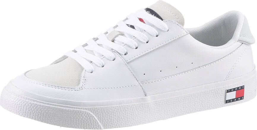 TOMMY JEANS Sneakers VULCANIZED ESS met opgestikt logo op de tong