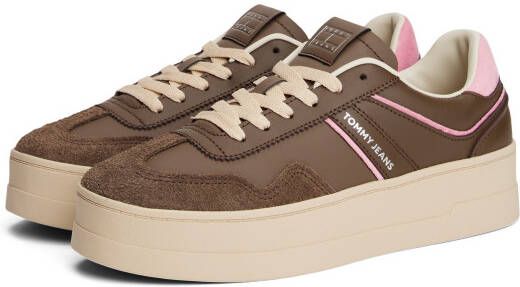 TOMMY JEANS Plateausneakers THE GREENWICH FLATFORM vrijetijdsschoen halfhoge schoen veterschoen met pastelkleurig contrast - Foto 5