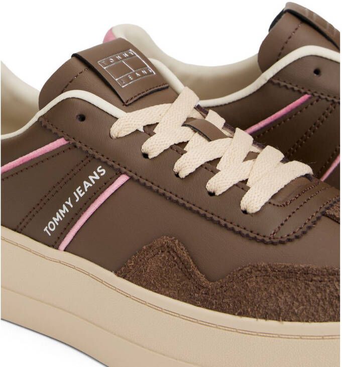 TOMMY JEANS Plateausneakers THE GREENWICH FLATFORM vrijetijdsschoen halfhoge schoen veterschoen met pastelkleurig contrast - Foto 2