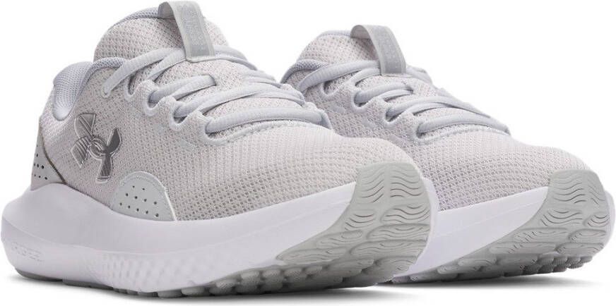 Under Armour Runningschoenen UA W Charged Surge 4