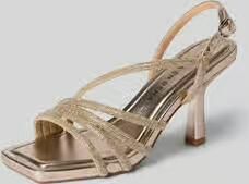 Alma en Pena sandaaltjes met siersteentjes