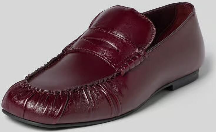 ALOHAS Loafers met plooitjes model 'Aven'