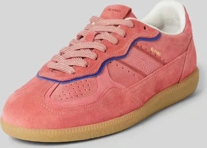 ALOHAS Sneakers met labeldetails