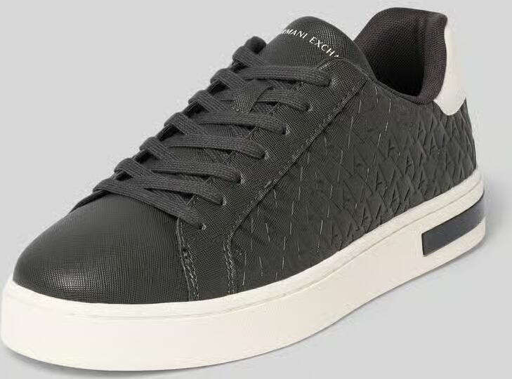 Armani Exchange sneakers met vetersluiting en logomotief