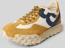 Barracuda Sneakers van mix van leer en textiel met geprofileerde zool