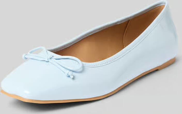 Bianco Ballerina's met strikapplicatie model 'AROSE'