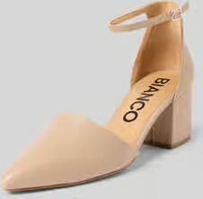 Bianco Pumps met blokhak en riempje