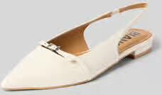 Bianco Pumps met siergesp