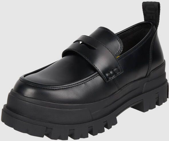 Buffalo Penny loafers in leerlook model 'Aspha'