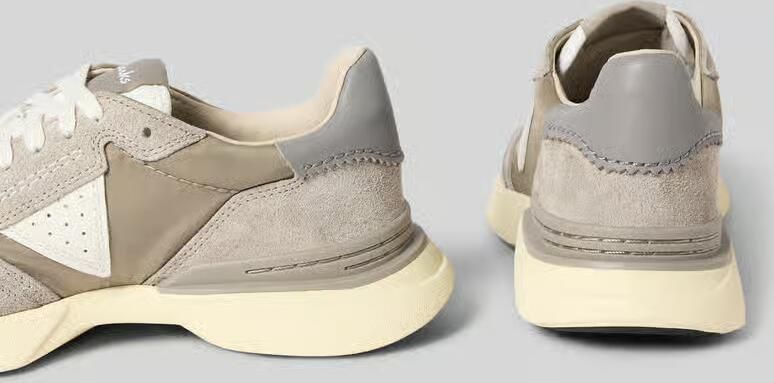 Clarks Sneakers van gecoat leer met labeldetail - Foto 2
