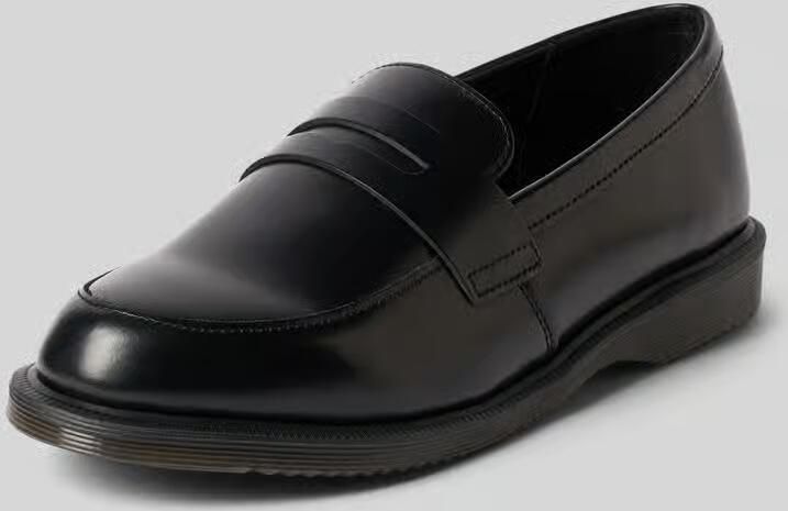 Dr. Martens Loafers van leer met profielzool model 'Temara'