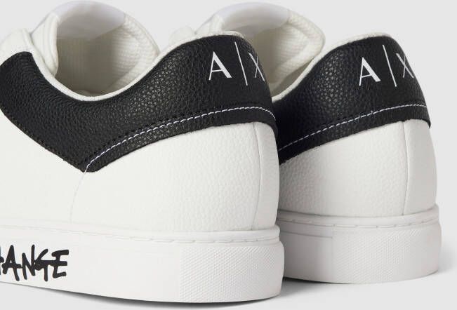 Armani Exchange Sneakers met contrastgarnering model 'ENGLISH'