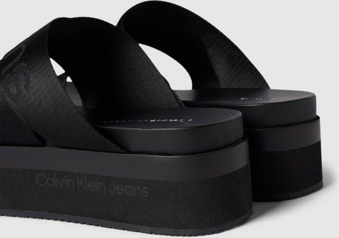 Calvin Klein Jeans Sandalen met plateauzool en labeldetail