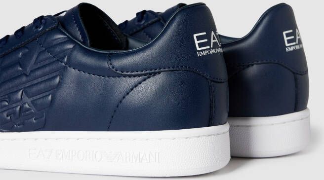 Vergelijkbaar Verantwoordelijk persoon Wordt erger Ea7 men's leather sneakers Classic New CC Emporio Armani Blauw Heren -  Schoenen.nl