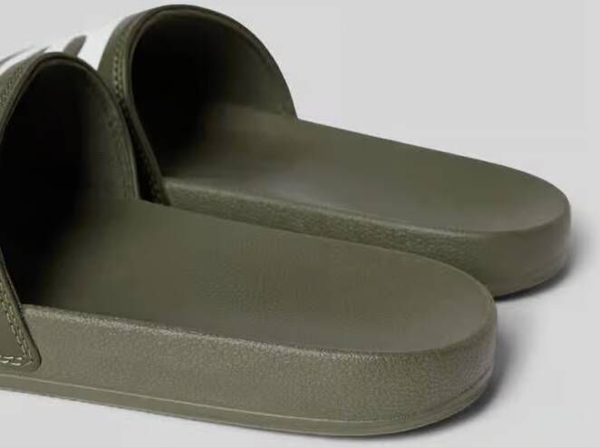 Levi's Slippers met labelprint model 'JUNE'