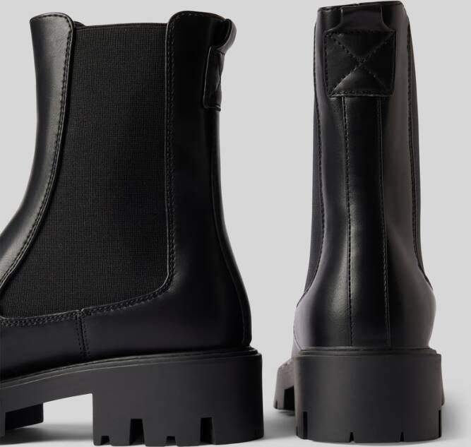 Only Boots met elastische inzetten model 'BETTY'