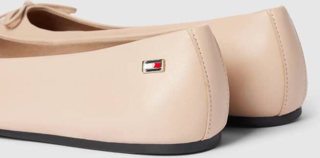 Tommy Hilfiger Ballerina's met sierstrik model 'ESSENTIAL CHIC'