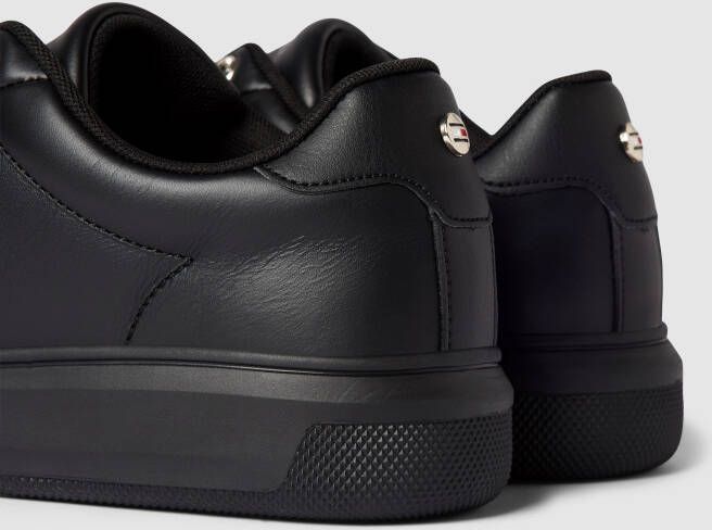 Tommy Hilfiger Sneakers van echt leer met label in reliëf model 'SIGNATURE'