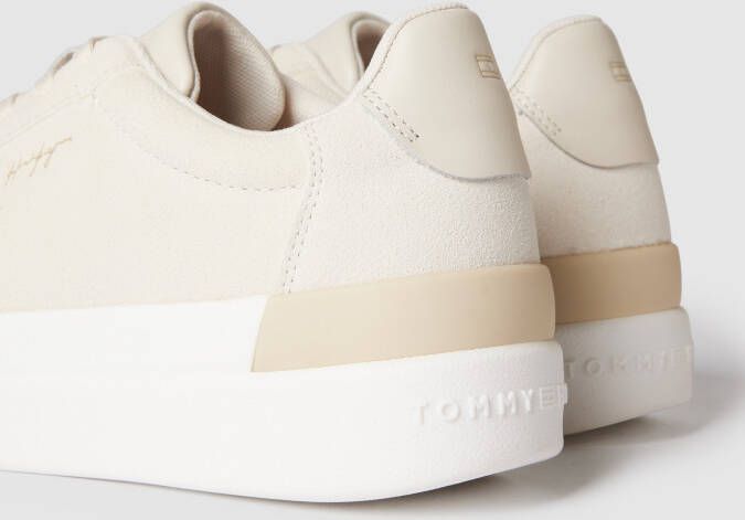 Tommy Hilfiger Sneakers van leer model 'SIGNATURE SUEDE SNEAKE'