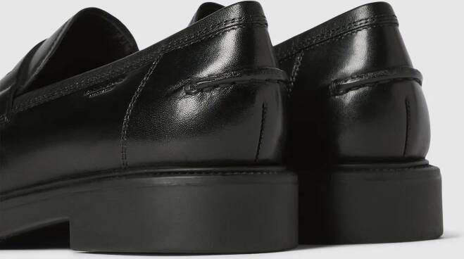 Vagabond Penny loafers van echt leer