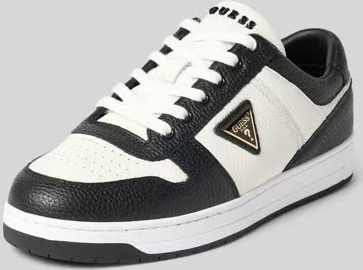 Guess Sneakers van echt leer model 'Uddent'