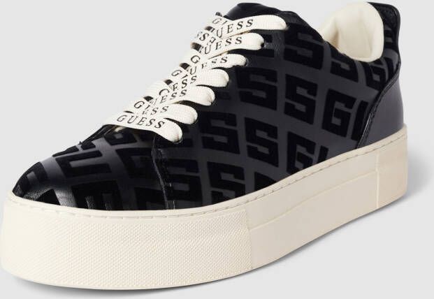 Guess Sneakers met all-over labelmotief model 'GIA'