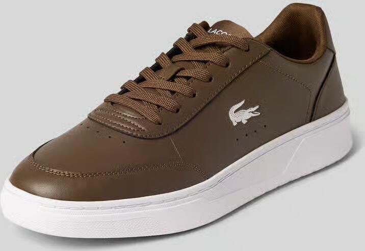 Lacoste Sneakers reliëflogo model 'Court Pro'