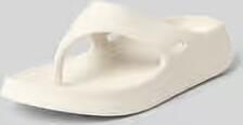 Lacoste Teenslippers met label in reliëf