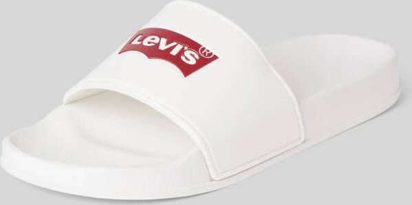 Levi's Slippers met labelprint model 'JUNE BATWING'