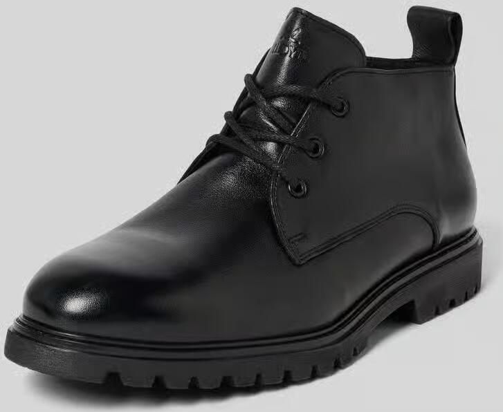 Lloyd Boots met veters en profielzool