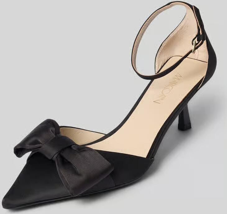 Marc Cain Bags & Shoes Pumps met strikapplicatie en naaldhak