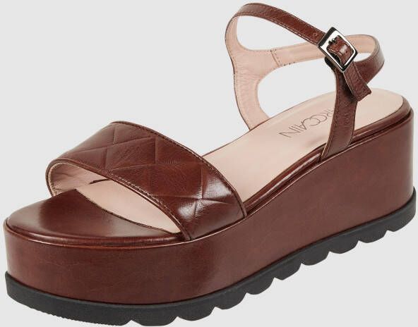 Marc Cain Bags & Shoes Sandalen van leer met plateauzool