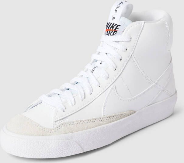 Nike High top sneakers met contrastgarnering model 'Blazer'