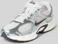 Nike Sneakers met logodetail model 'V5 RNR' - Beige