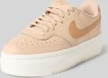 Nike Sneakers van echt rundleer model 'ALTA' - Beige