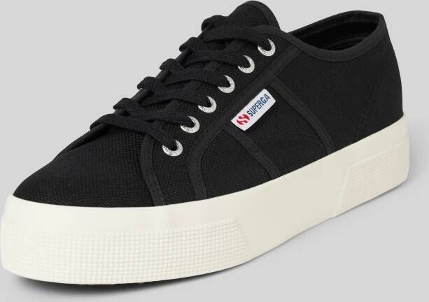 Superga Sneakers in effen design met labeldetail