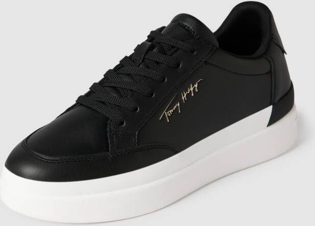 Tommy Hilfiger Plateausneakers TH SIGNATURE LEATHER SNEAKER met een gestempeld logo op de tong - Foto 6