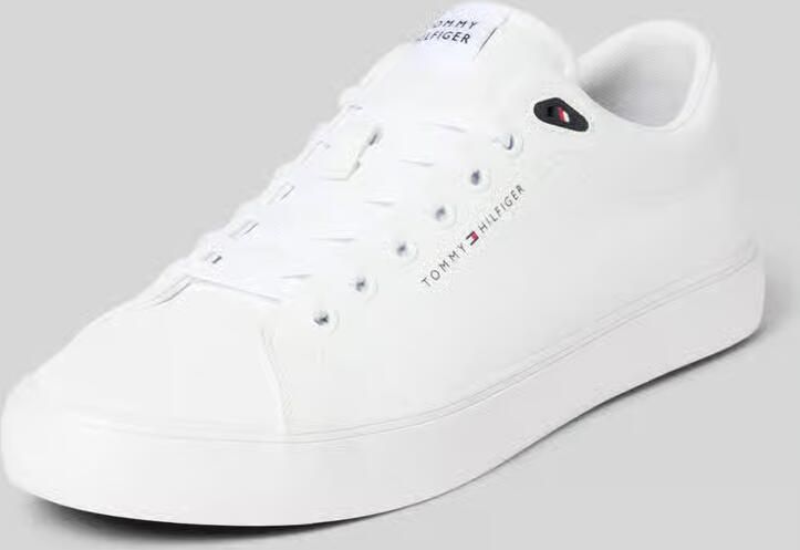 Tommy Hilfiger Sneakers TH HI VULC CORE LOW LTH II ESS vrijetijdsschoen halfhoge schoen veterschoen in smalle vorm - Foto 7