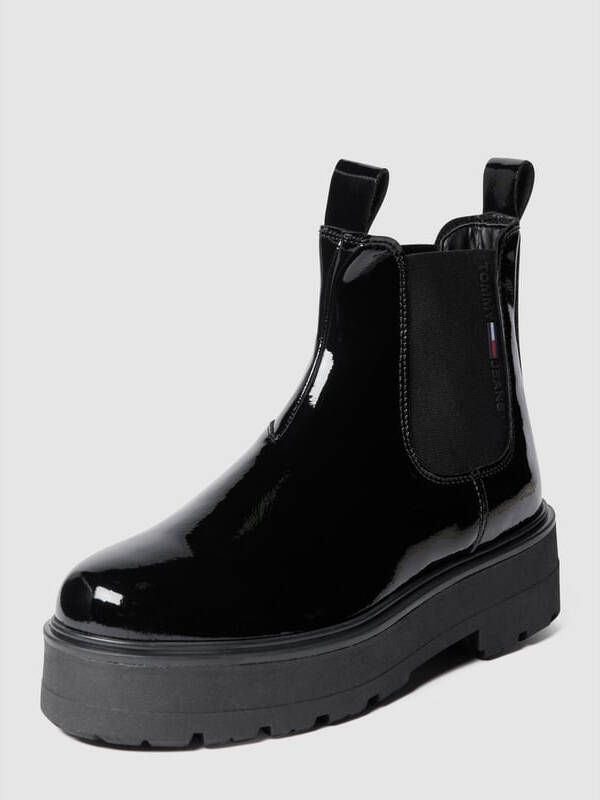 Tommy Jeans Chelsea boots in laklook