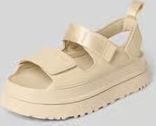 Ugg Sandaaltjes met plateauzool model 'GOLDENGLOW'