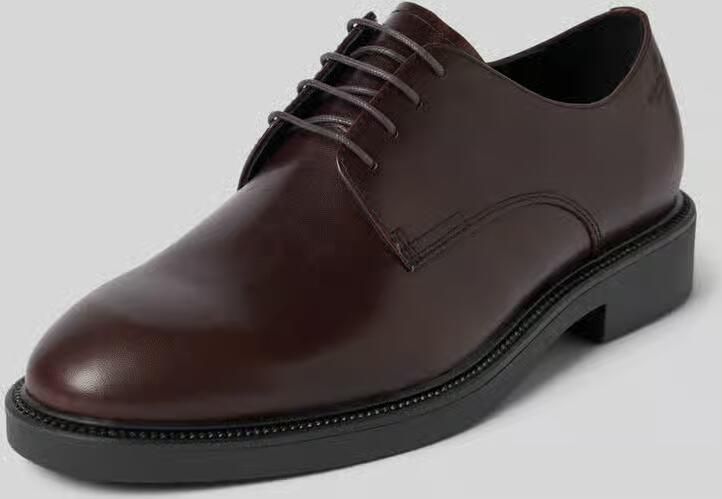Vagabond Schoenen van runderleer model 'ALEX M'
