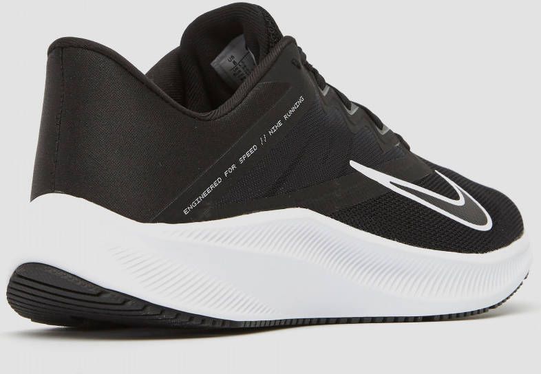 Nike quest 3 hardloopschoenen zwart wit dames