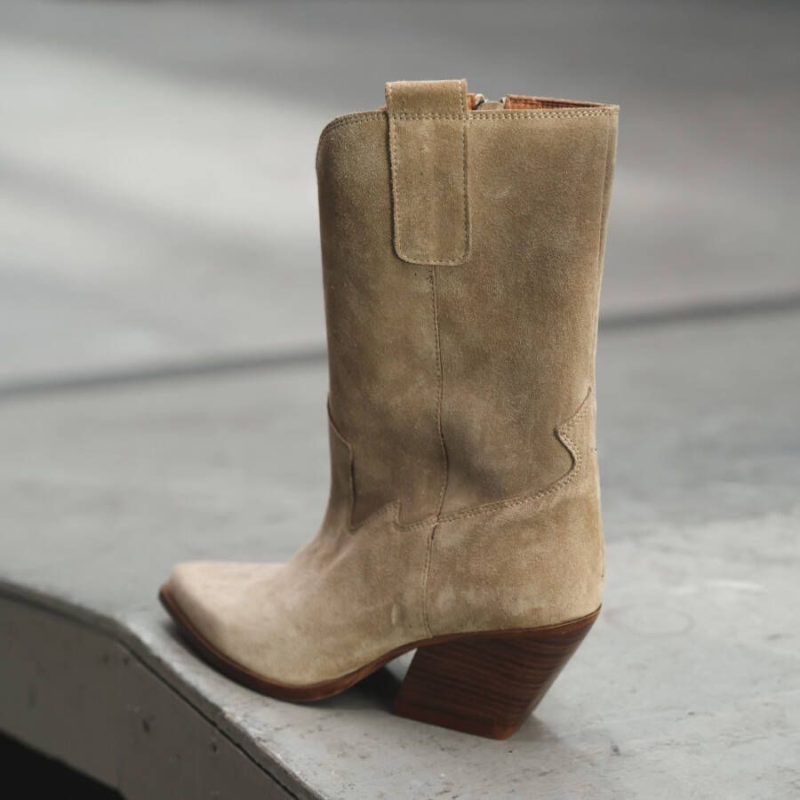 MW RED-RAG Beige western boots | 75012