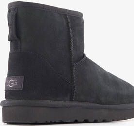 Ugg Classic Mini II suède enkellaarsjes zwart